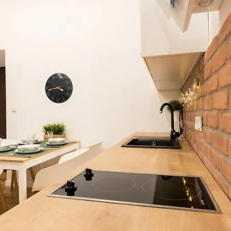 Old Town - Dluga 30 Street